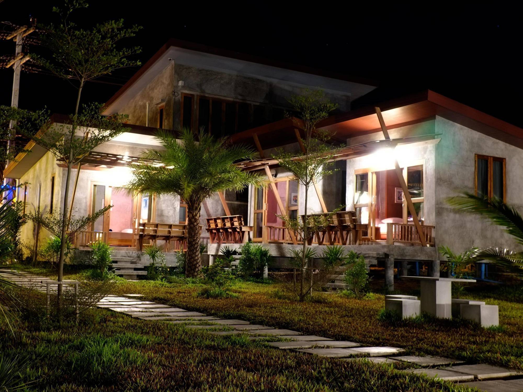 Phangan Palm Beach Resort & Restaurant Ko Pha Ngan Exterior photo